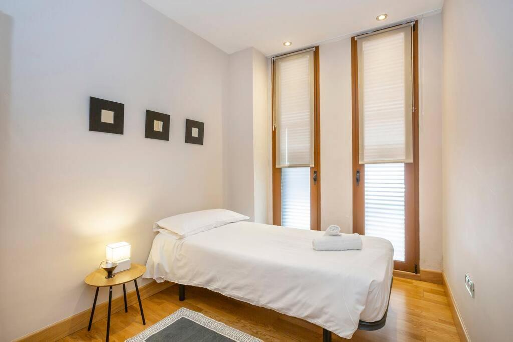 Marieta Apartment By The Castle With Ac Alicante Exterior photo